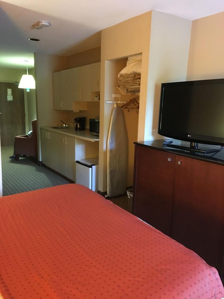 Best Value Inn & Suites パリーサウンド エクステリア 写真