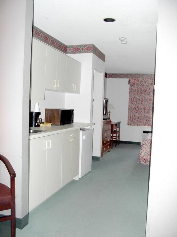 Best Value Inn & Suites パリーサウンド エクステリア 写真