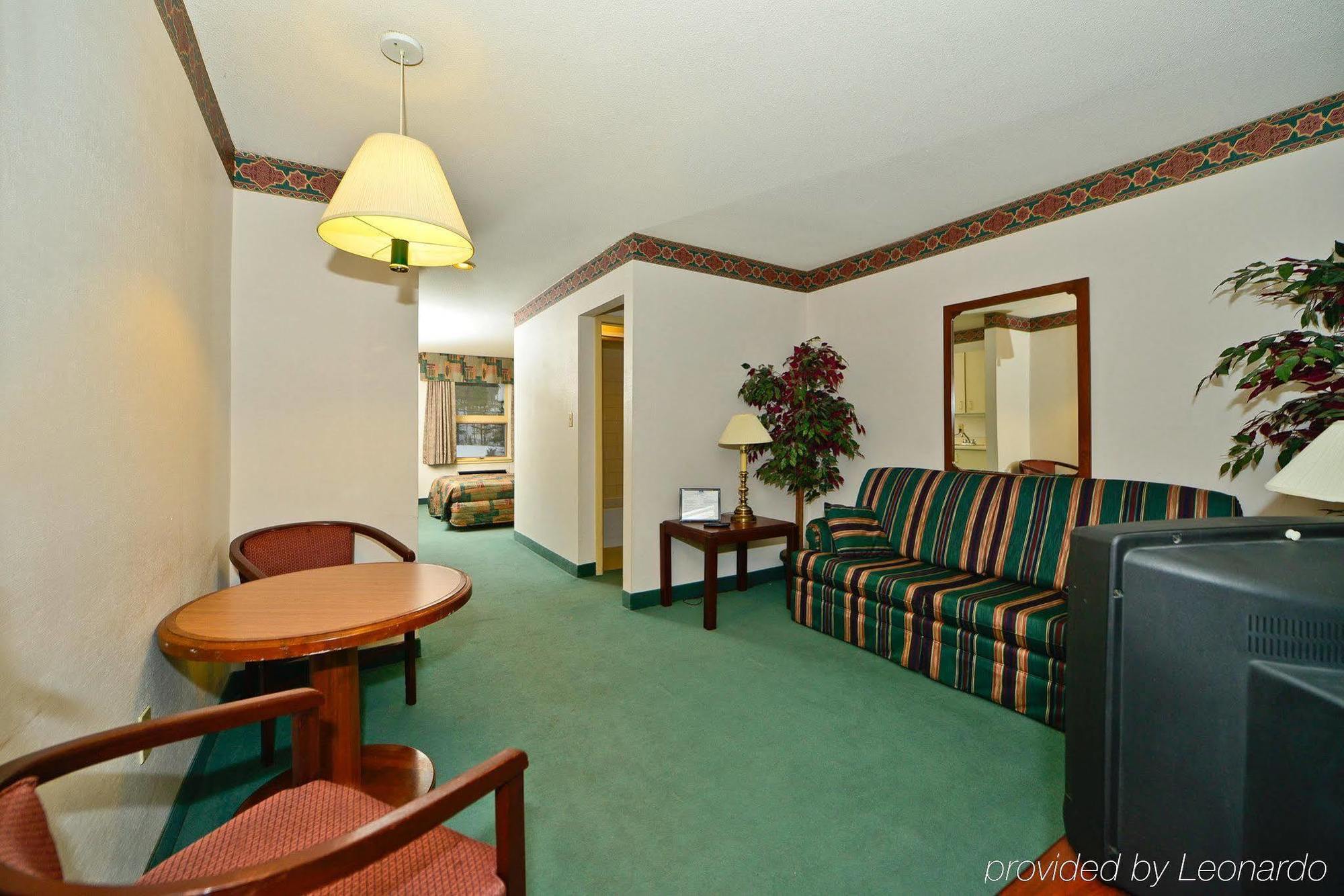 Best Value Inn & Suites パリーサウンド エクステリア 写真