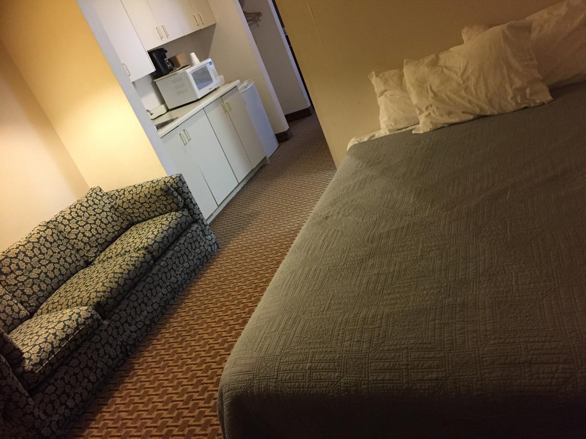 Best Value Inn & Suites パリーサウンド エクステリア 写真