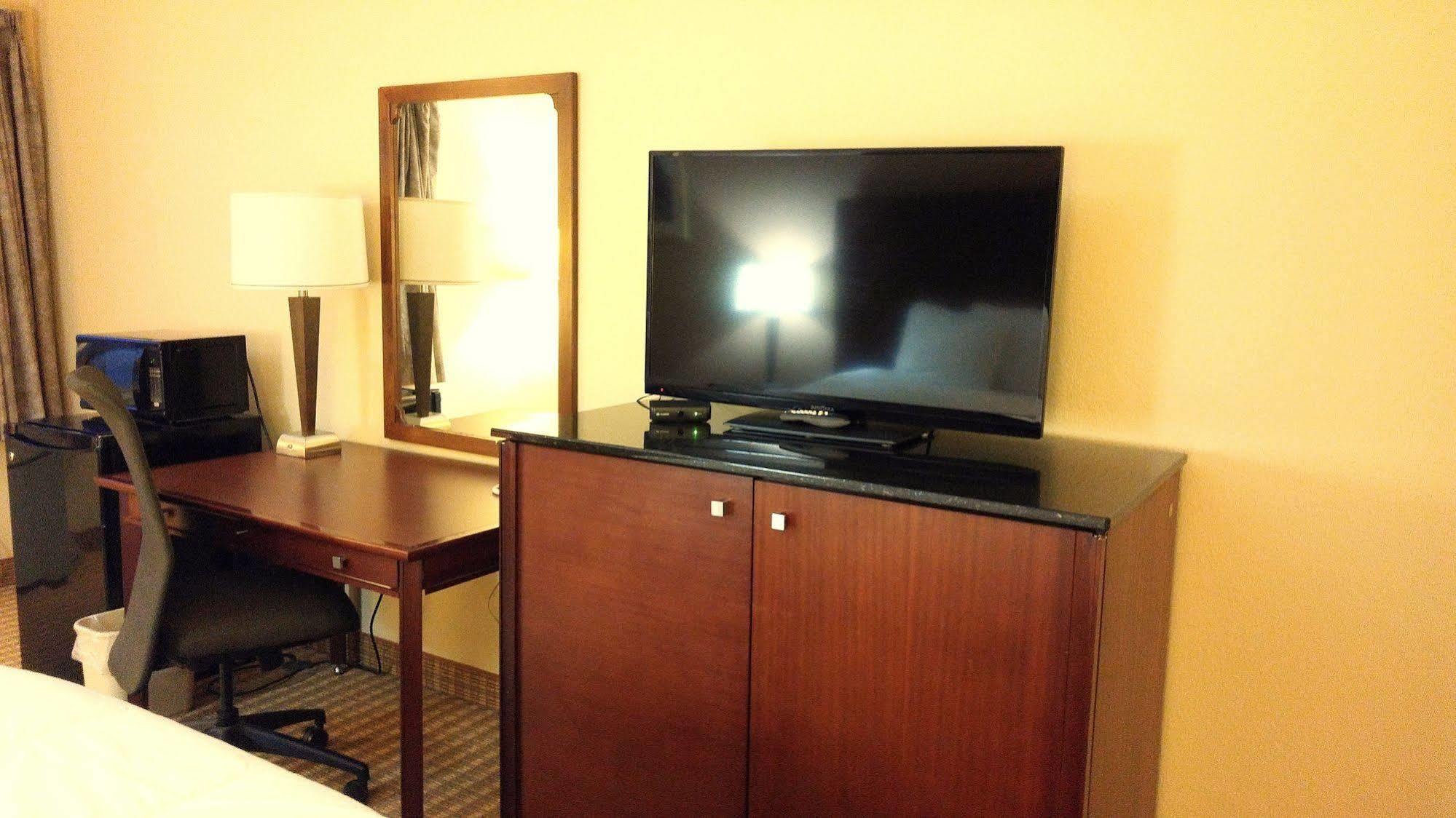 Best Value Inn & Suites パリーサウンド エクステリア 写真