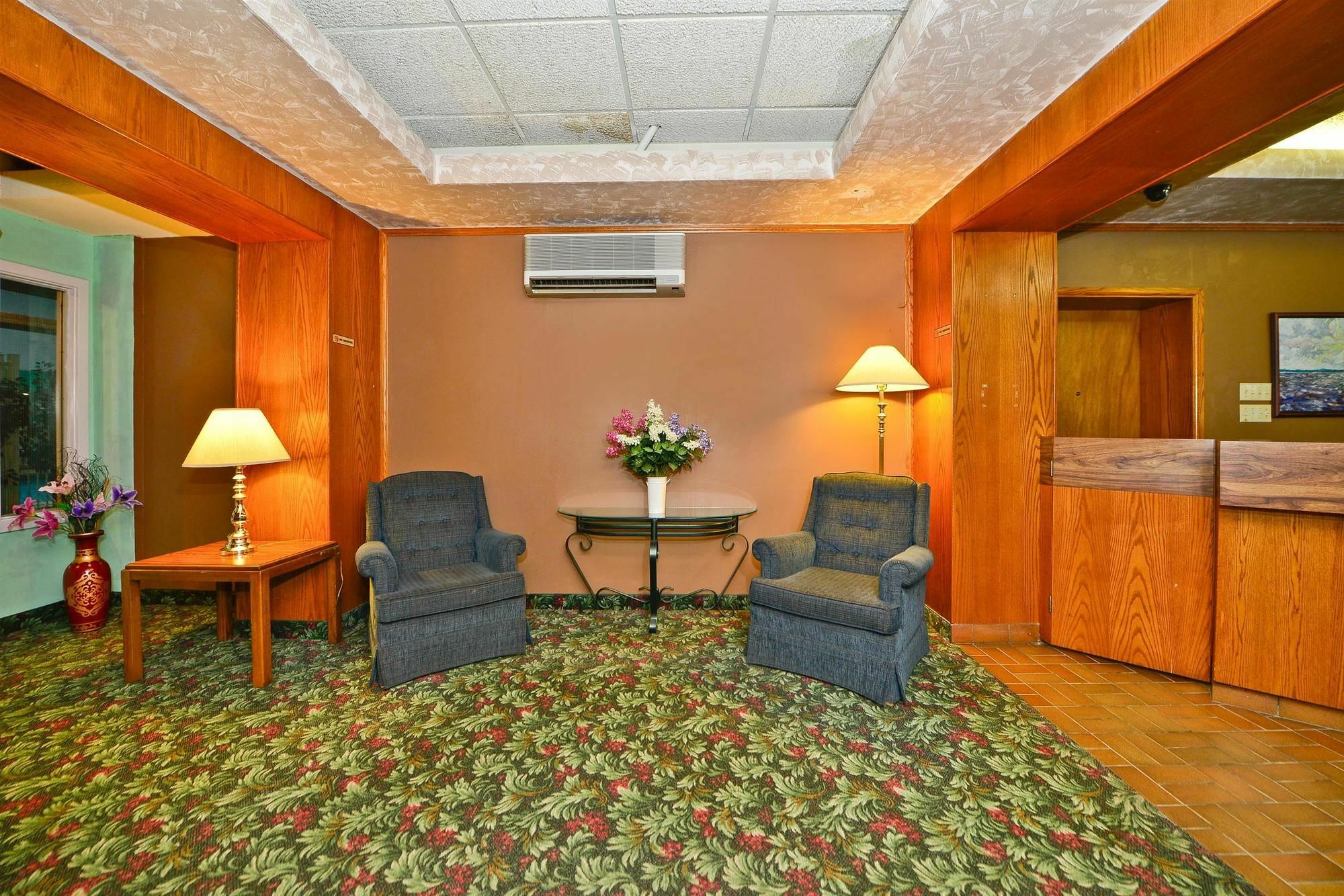 Best Value Inn & Suites パリーサウンド エクステリア 写真
